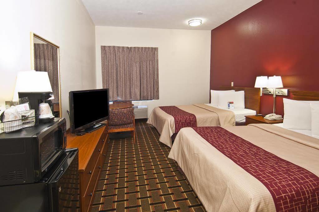Rodeway Inn Brandon Zewnętrze zdjęcie