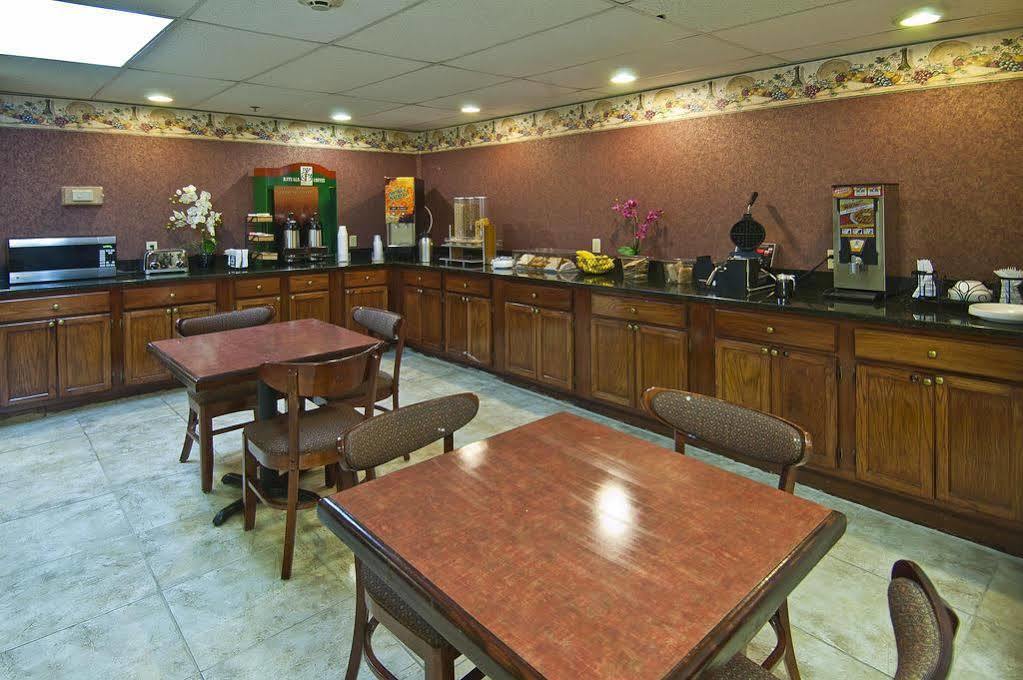 Rodeway Inn Brandon Zewnętrze zdjęcie
